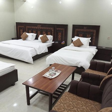Hotel Al Markaz Islamabad Bagian luar foto