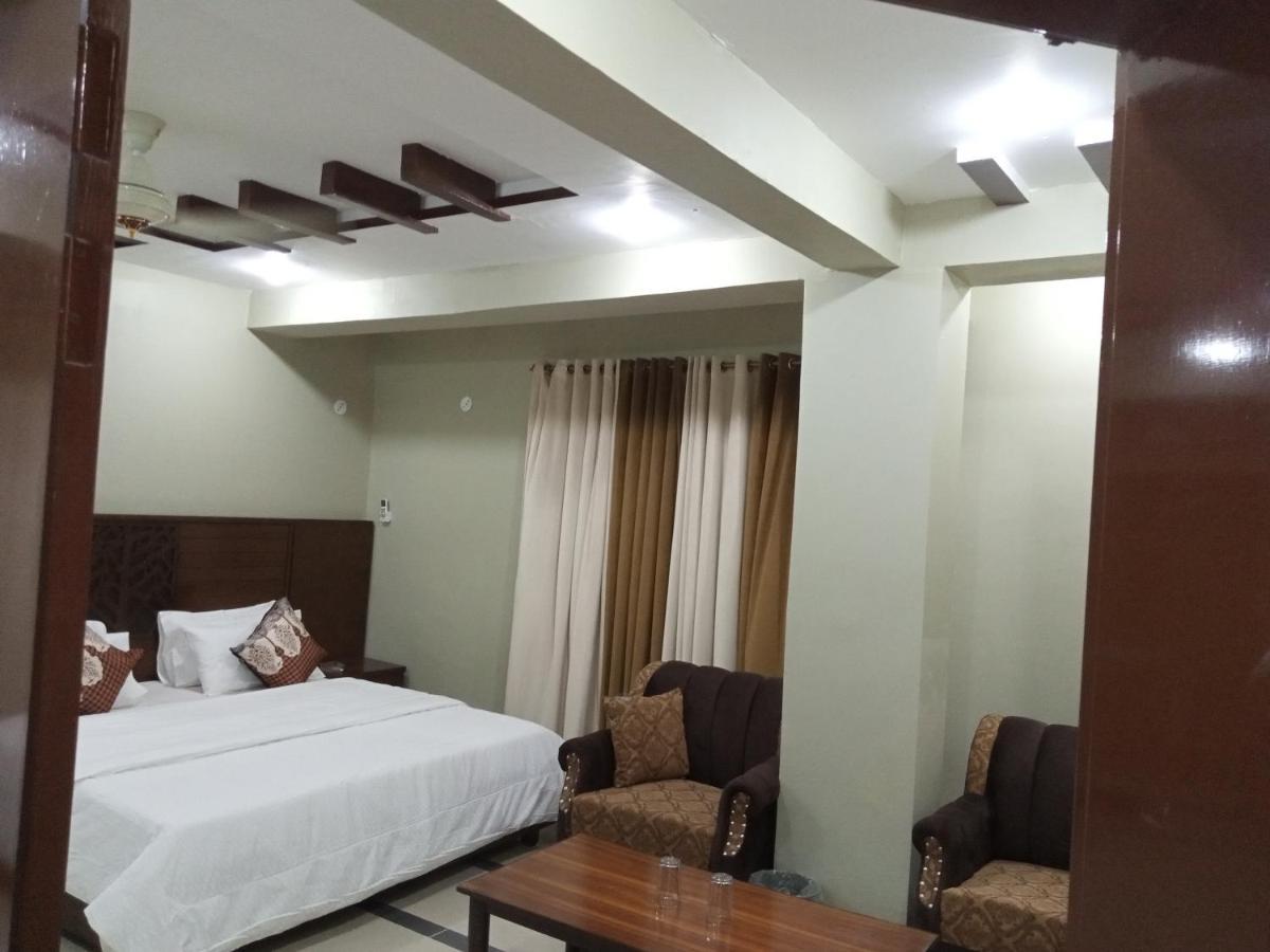 Hotel Al Markaz Islamabad Bagian luar foto