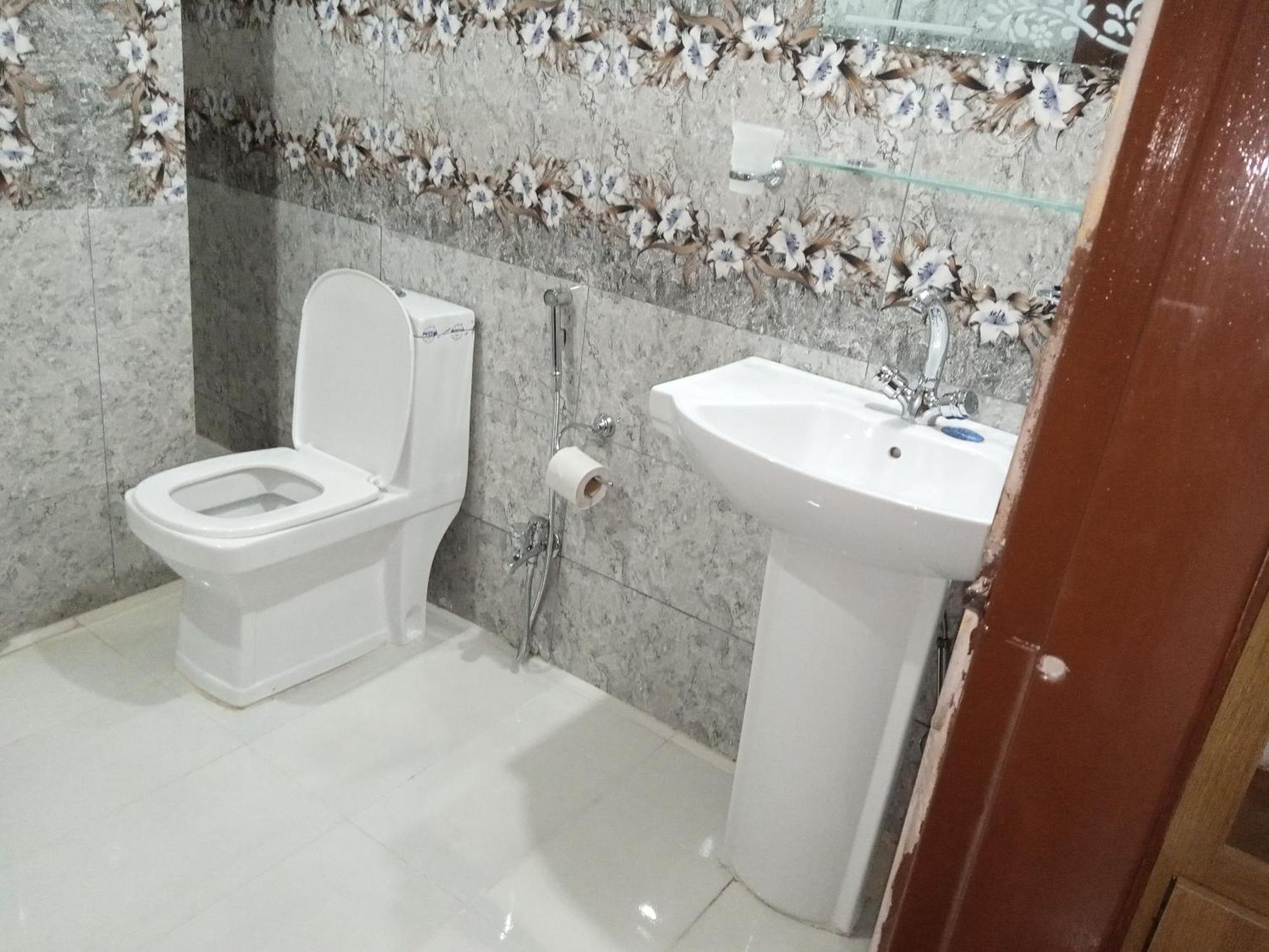 Hotel Al Markaz Islamabad Bagian luar foto