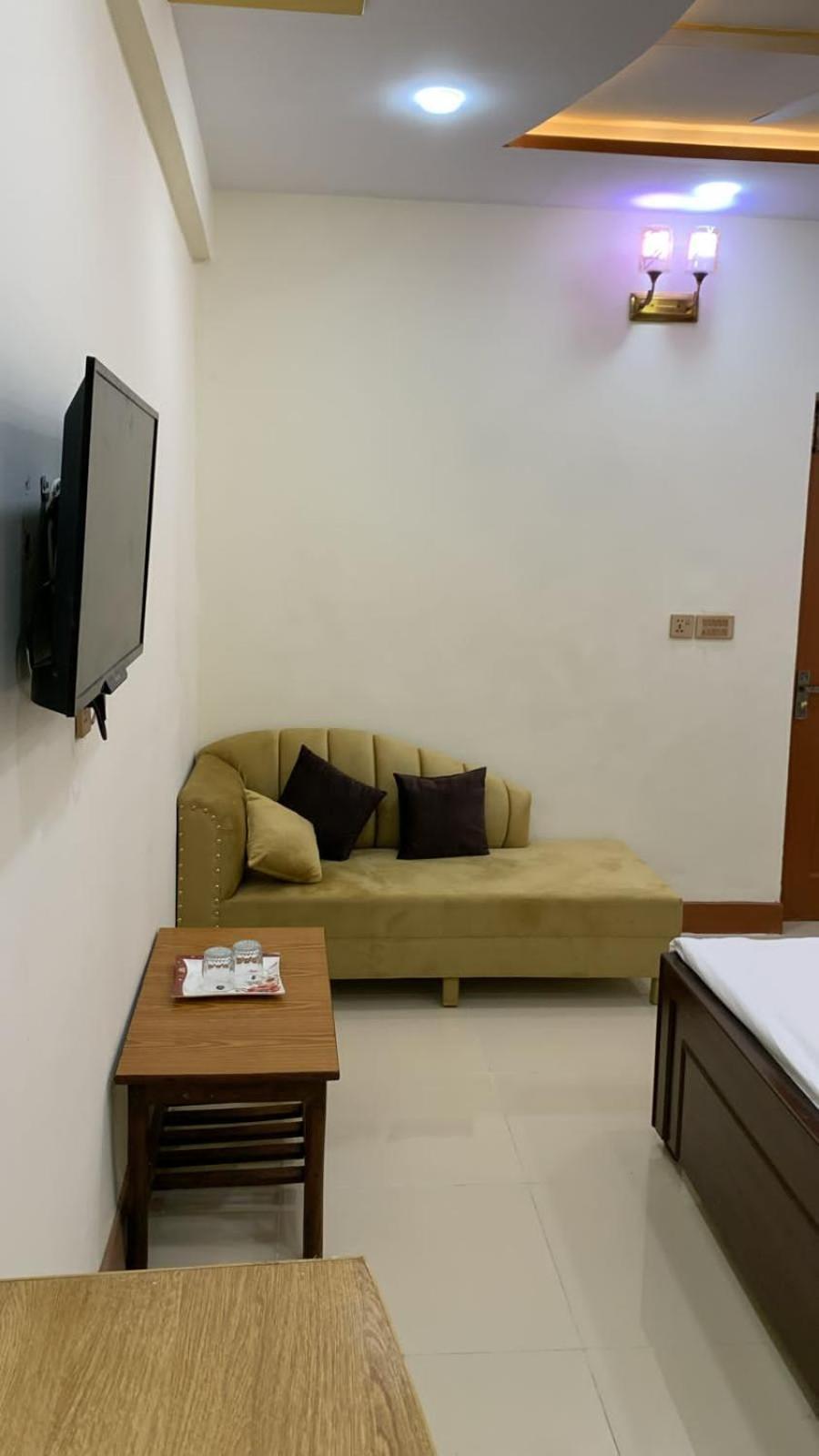 Hotel Al Markaz Islamabad Bagian luar foto